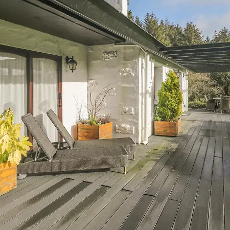 Holiday home Cedar *