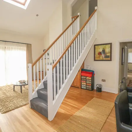 Holiday home Cedar *